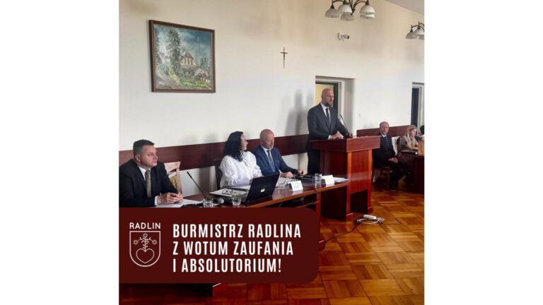 Burmistrz Radlina z udzielonym wotum i absolutorium