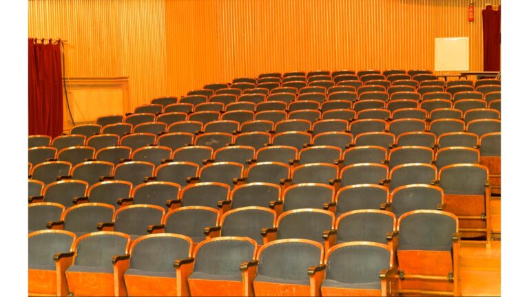 MOK Radlin z dofinansowaniem na modernizację sali widowiskowej